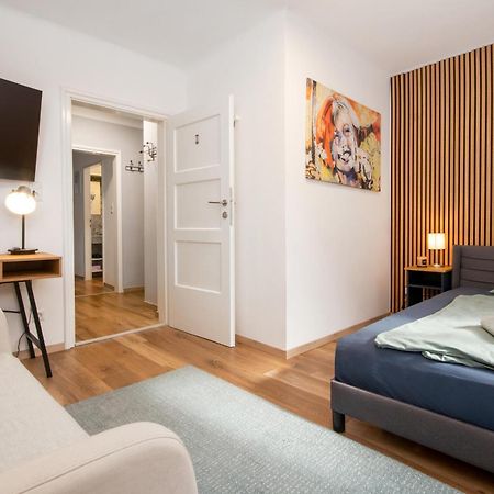 Lendkanal - City - Netflix - Waschmaschine - Kaffeevollautomat - 8 Pax - 4 Schlafzimmer Klagenfurt am Woerthersee Eksteriør bilde