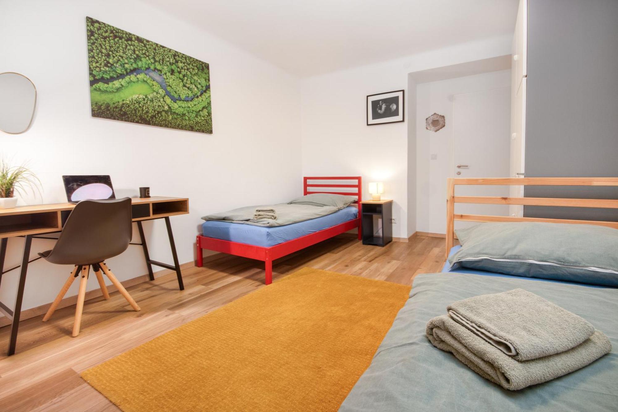 Lendkanal - City - Netflix - Waschmaschine - Kaffeevollautomat - 8 Pax - 4 Schlafzimmer Klagenfurt am Woerthersee Eksteriør bilde